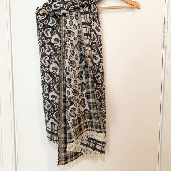 Leopard/Plaid Print Scarf - Picture 2 of 2